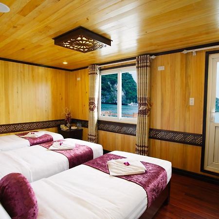 Cristina Diamond Cruise Hotel Ha Long Bagian luar foto