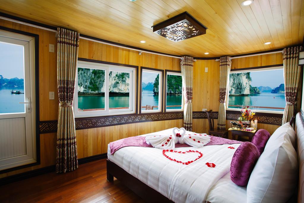 Cristina Diamond Cruise Hotel Ha Long Ruang foto
