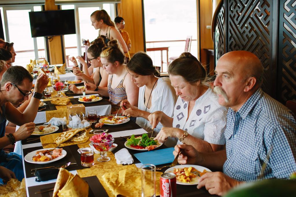 Cristina Diamond Cruise Hotel Ha Long Ruang foto