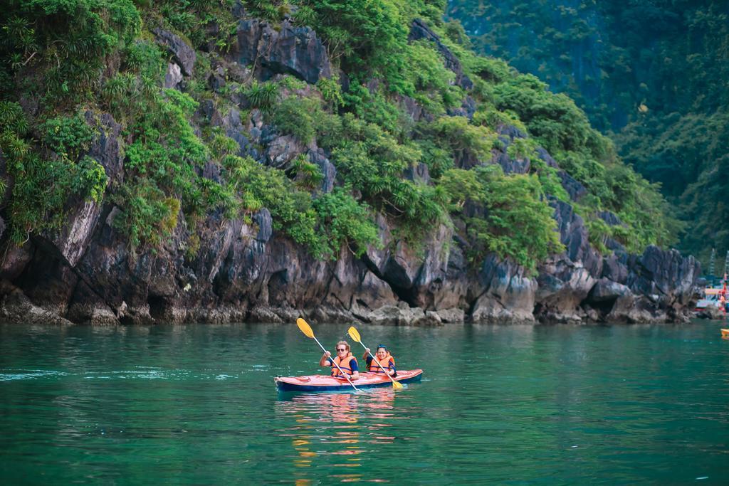 Cristina Diamond Cruise Hotel Ha Long Ruang foto