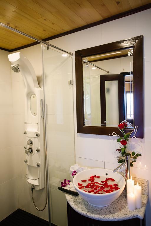 Cristina Diamond Cruise Hotel Ha Long Ruang foto