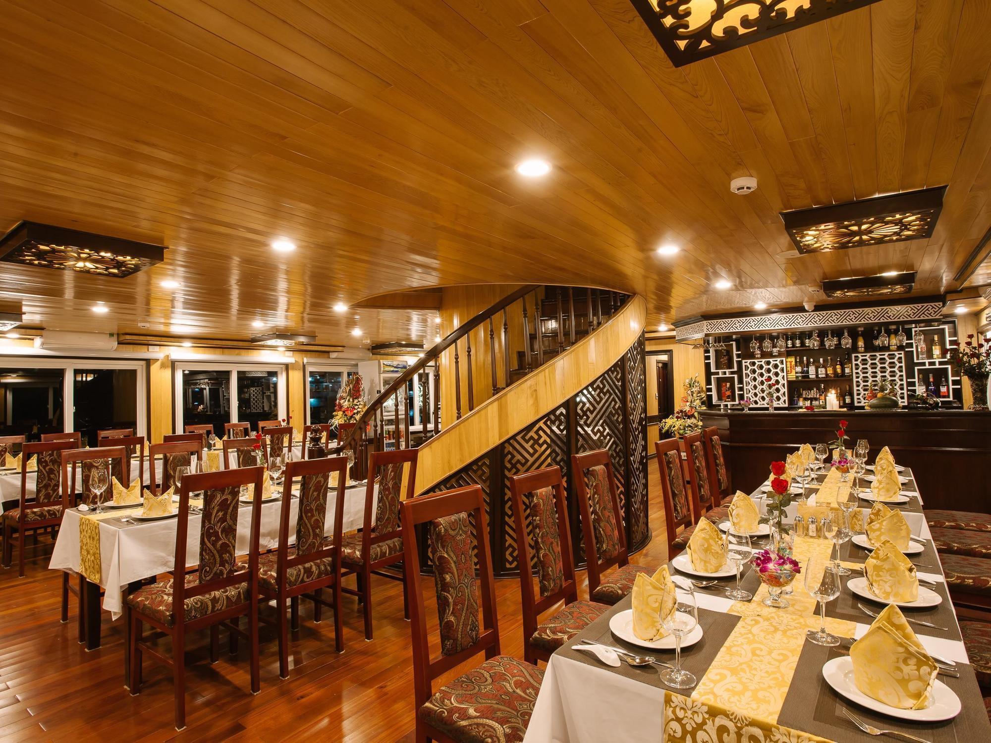 Cristina Diamond Cruise Hotel Ha Long Bagian luar foto
