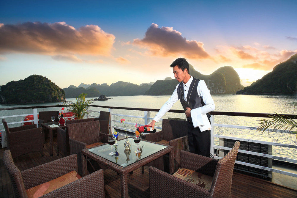 Cristina Diamond Cruise Hotel Ha Long Bagian luar foto
